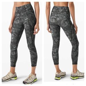 Lululemon Time To Sweat Crop 23 Island Mist Black Size 2